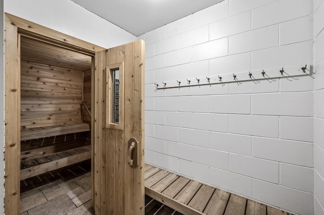 view of sauna / steam room
