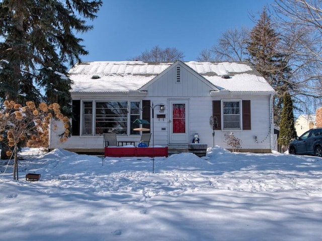 view of front of house