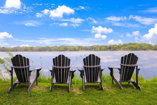 10 Shore Rd, North Oaks, MN 55127 - view of yard with a water view