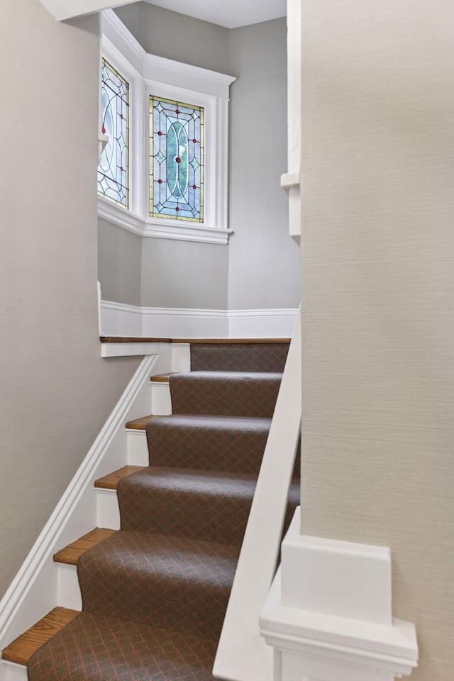 4943 Dupont Ave S, Minneapolis, MN 55419 - view of stairs