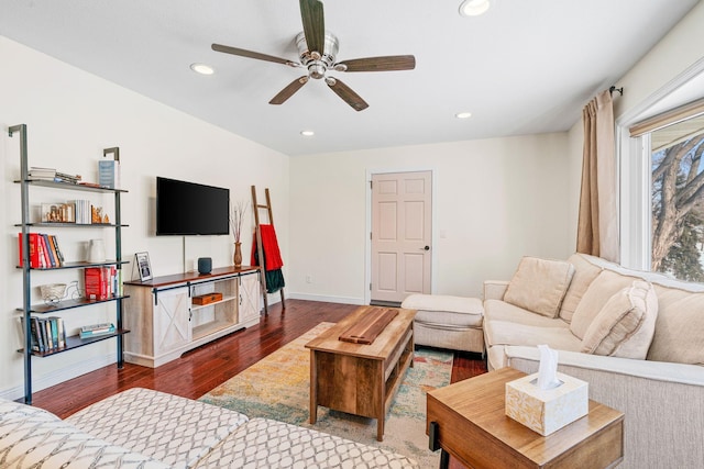 living room featuring recessed lighting, baseboards, wood finished floors, and a ceiling fan