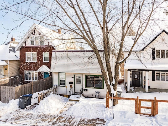 view of front of home