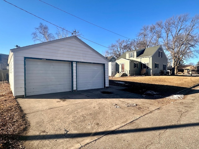 view of detached garage