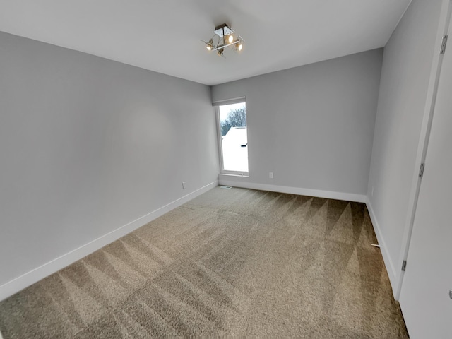 1447 Juliet Ave, Saint Paul, MN 55105 - carpeted empty room with baseboards