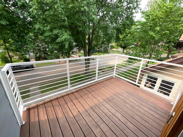 1447 Juliet Ave, Saint Paul, MN 55105 - view of wooden deck
