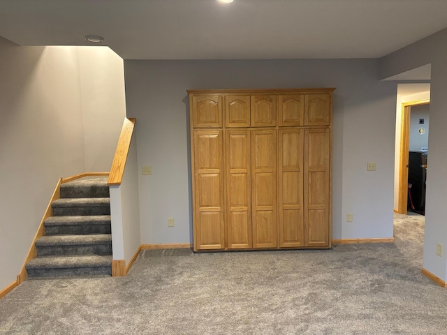 unfurnished bedroom with carpet floors