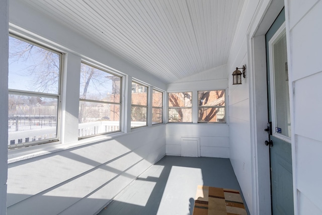 351 Morse Ave, Excelsior, MN 55331 - unfurnished sunroom featuring lofted ceiling