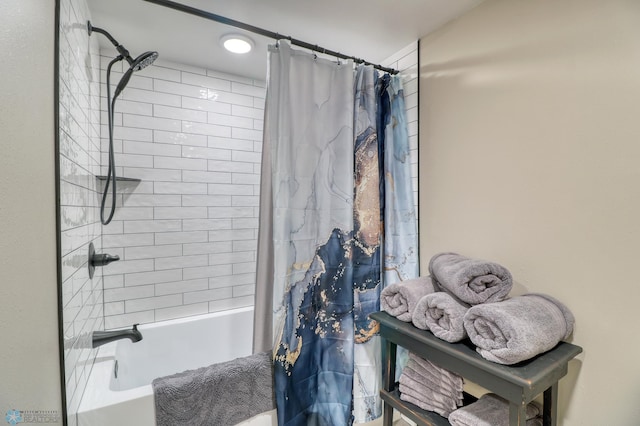 full bathroom featuring shower / tub combo with curtain