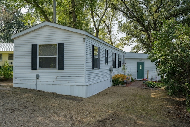 7006 Laura Ln, Saint Peter, MN 56082 - photo 1