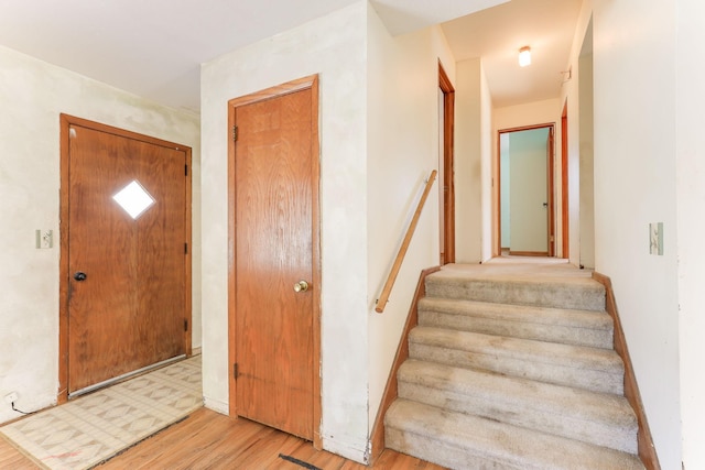 foyer entrance featuring light hardwood / wood-style flooring