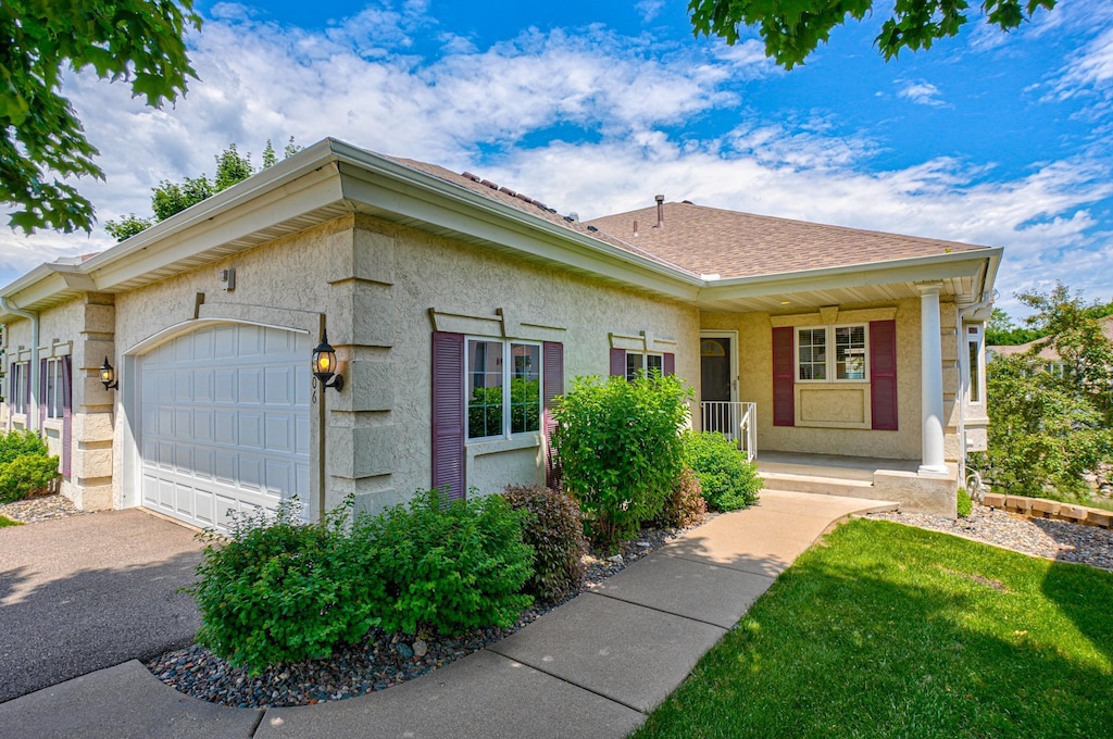 8006 Victoria Ln, Saint Louis Park, MN 55426 - photo 1
