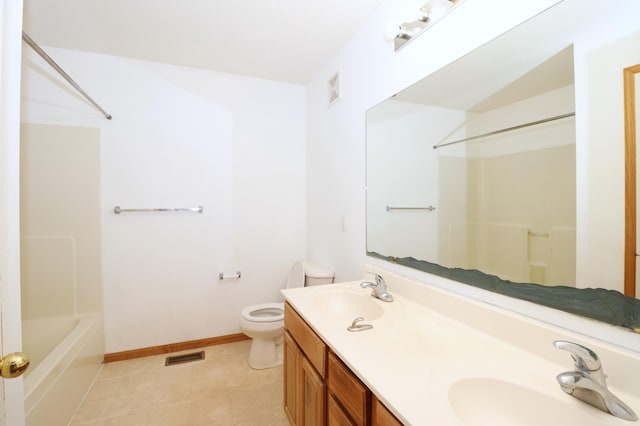 full bath featuring visible vents, double vanity, a sink, and toilet