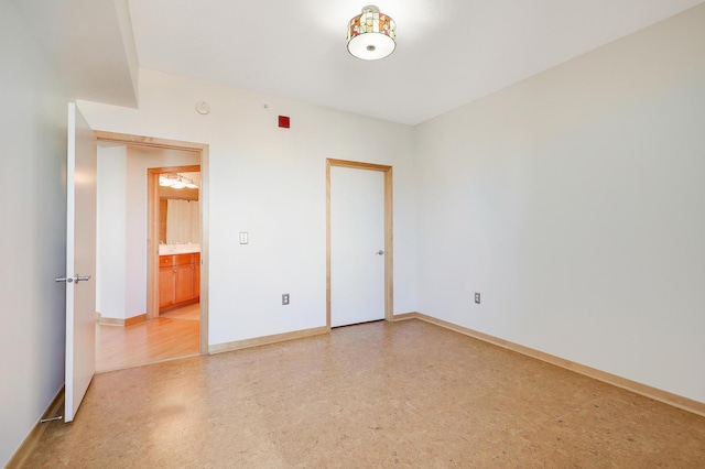 500 Grant St Unit 1302, Minneapolis, MN 55404 - unfurnished room with baseboards