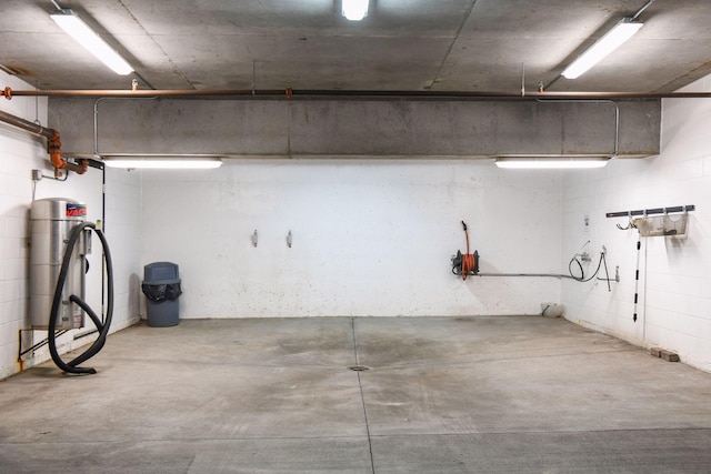500 Grant St Unit 1302, Minneapolis, MN 55404 - view of garage