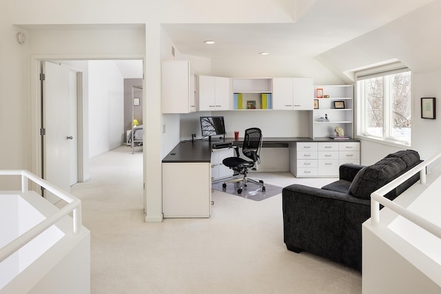 office area with light carpet, built in desk, and recessed lighting