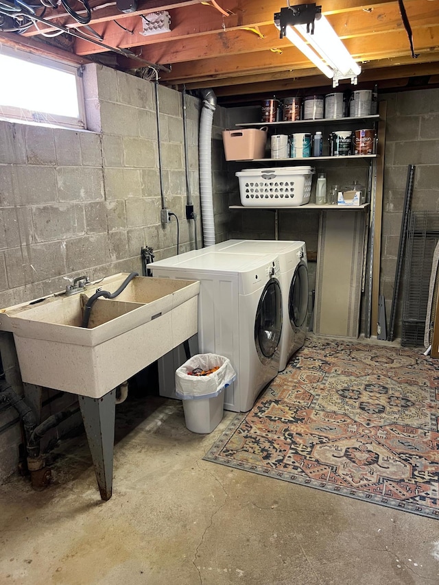 502 19th St N, Benson, MN 56215 - laundry room with washer and dryer