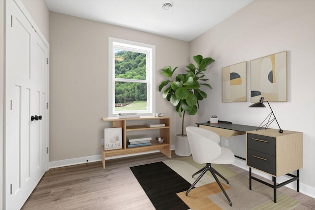 585 Cedar Dr, Lake City, MN 55041 - office featuring wood finished floors and baseboards