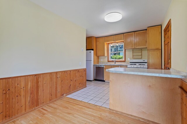 632 Morgan Ave S, Minneapolis, MN 55405 - photo 11