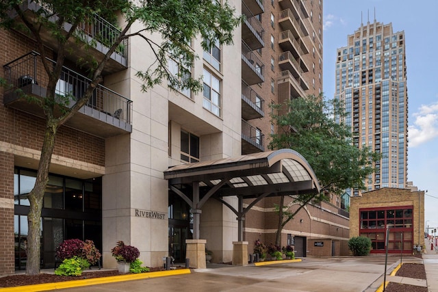 view of building exterior with a city view