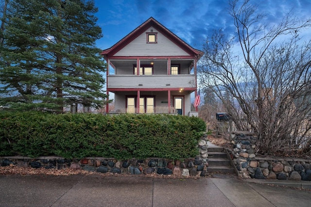 1001 Humboldt Ave W, Saint Paul, MN 55118 - victorian house featuring a balcony