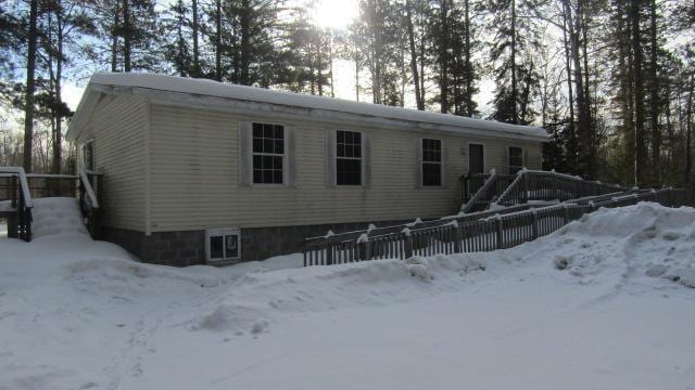 view of front of property