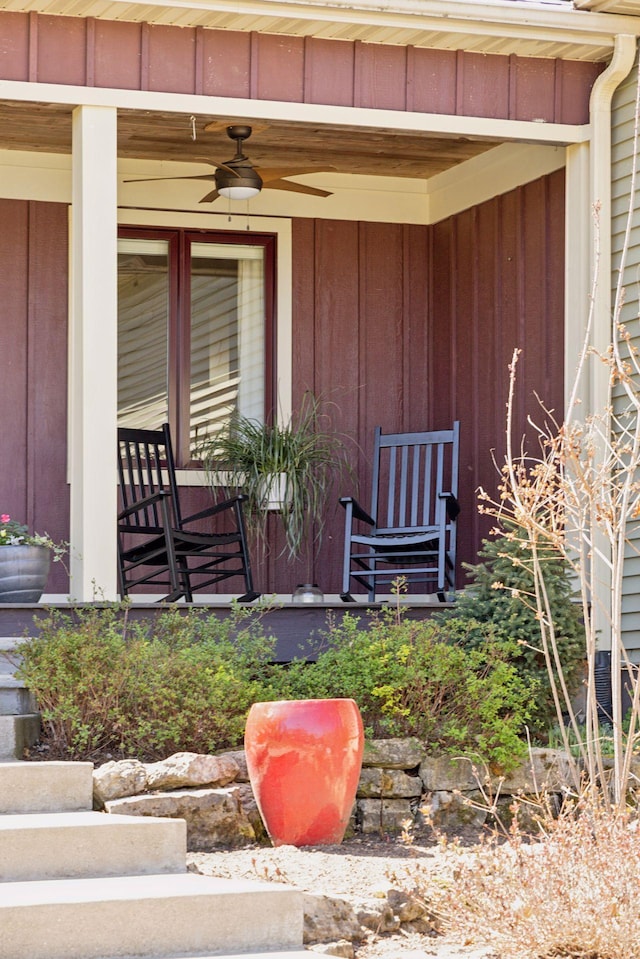 doorway to property with a ceiling fan