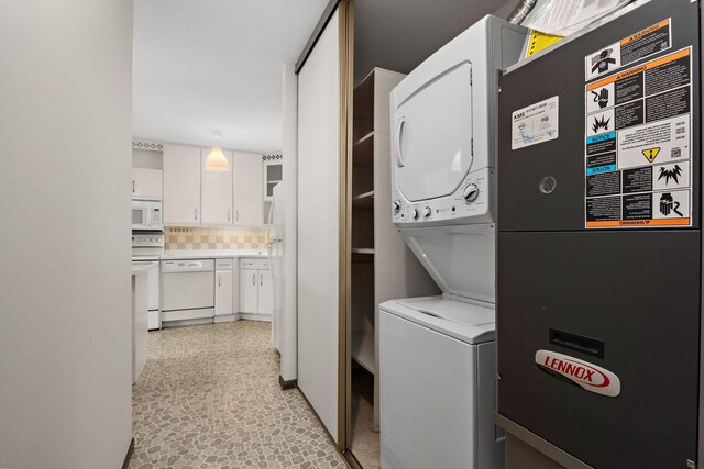 1021 Yuma Ln N, Plymouth, MN 55447 - laundry area with stacked washer / drying machine