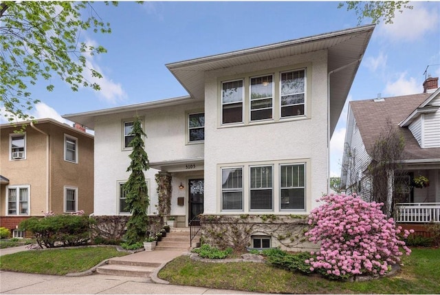 view of front of property featuring stucco siding