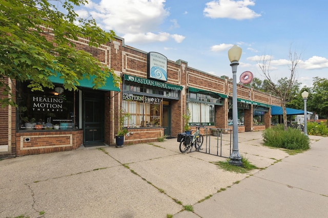 view of building exterior