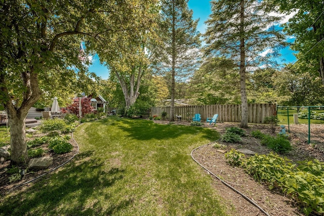 2135 Shadyview Ln N, Plymouth, MN 55447 - view of yard with view of scattered trees