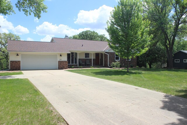 1010 Highland Dr, Blue Earth, MN 56013 - photo 3