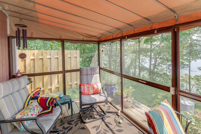 view of sunroom / solarium