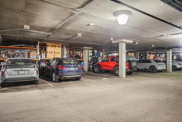 225 9th St E Unit 504, Saint Paul, MN 55101 - view of parking garage