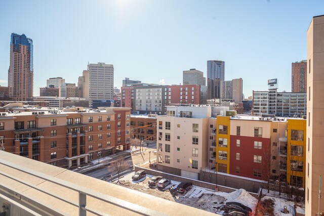 225 9th St E Unit 504, Saint Paul, MN 55101 - view of city skyline