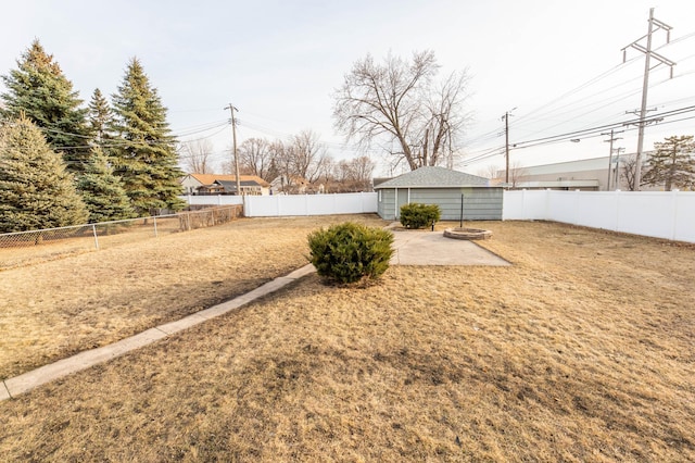 view of yard featuring a fenced backyard and a patio