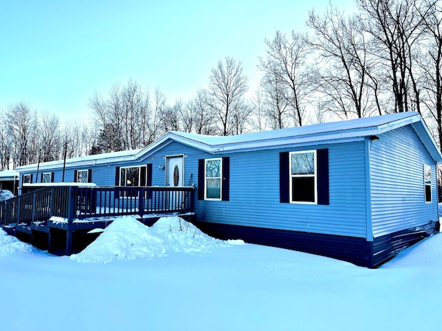 view of front of home featuring a deck