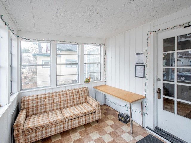 sunroom / solarium with a healthy amount of sunlight