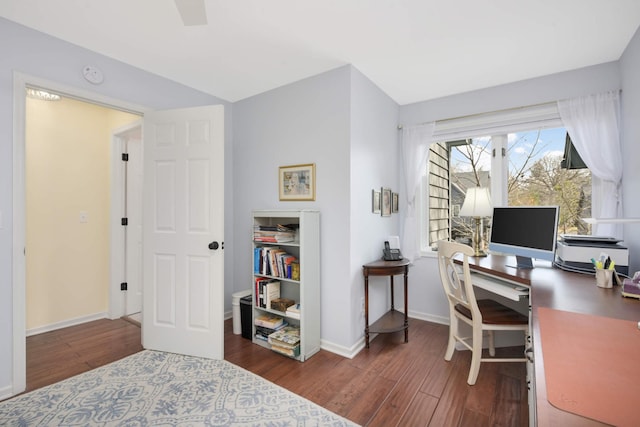 office area featuring wood finished floors and baseboards