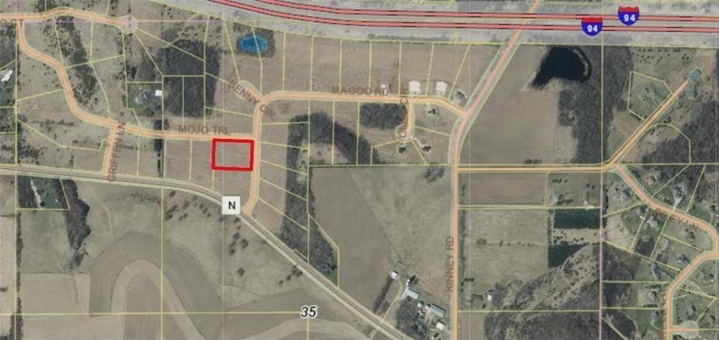 738 Magoo Rd, Hudson, WI 54016