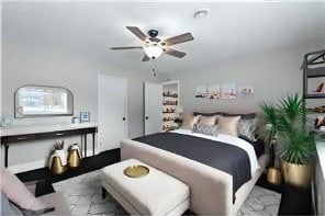 bedroom featuring ceiling fan