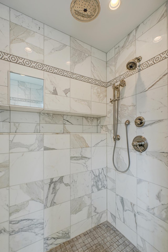 795 140th Ave, New Richmond, WI 54017 - full bath with a tile shower
