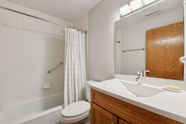 full bath with toilet, shower / bath combo, visible vents, and vanity