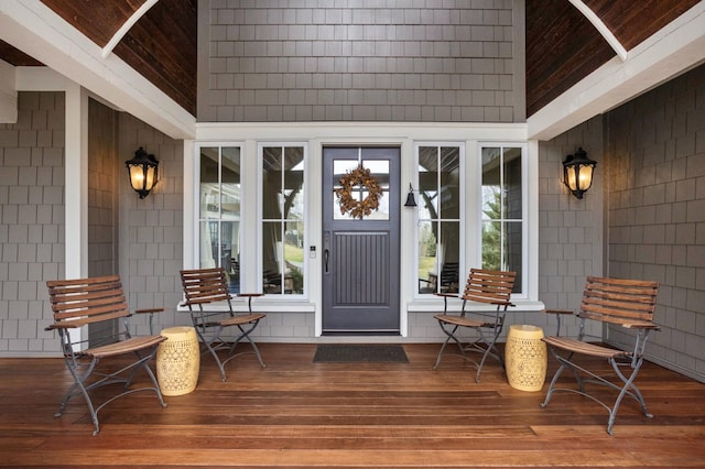 entrance to property with covered porch