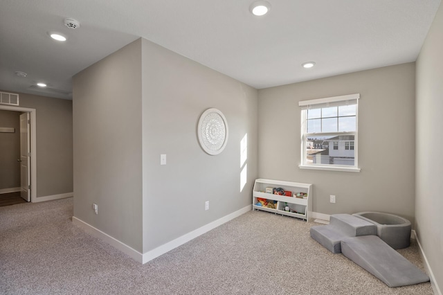 recreation room with recessed lighting, carpet flooring, visible vents, and baseboards