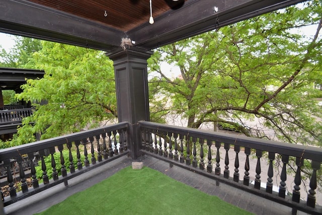28 Saint Albans St N Unit 4N, Saint Paul, MN 55104 - view of balcony