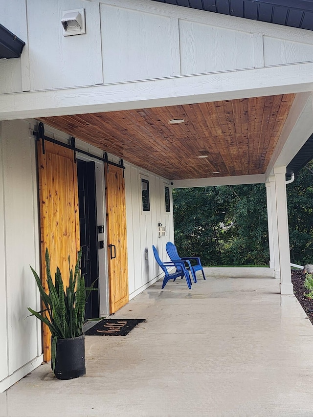 view of patio featuring covered porch