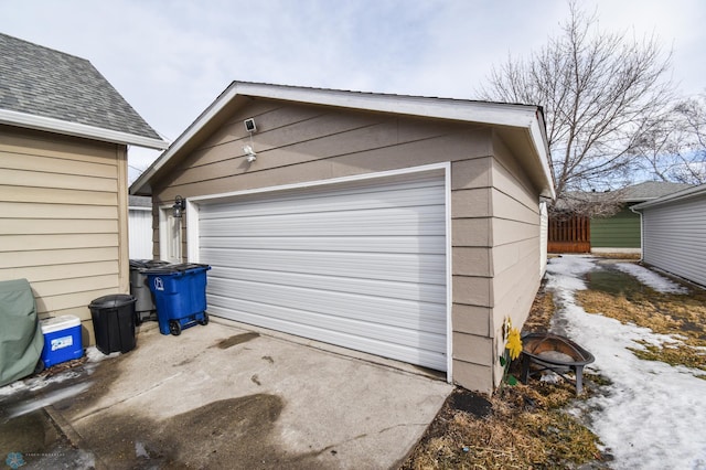 view of detached garage