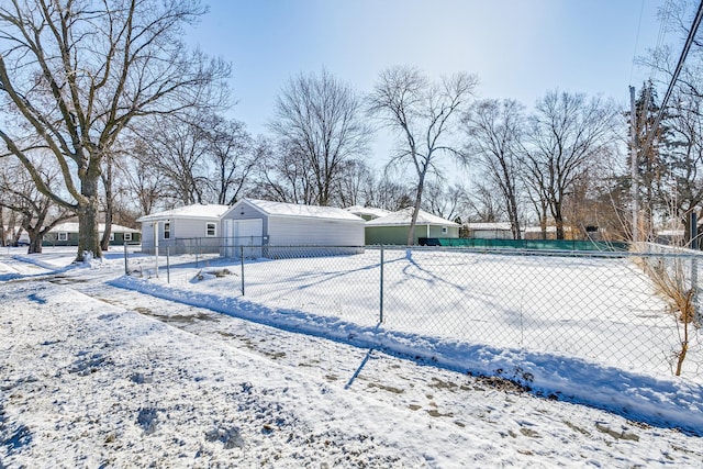 exterior space featuring fence