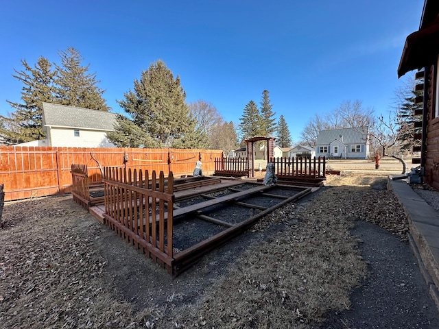 view of yard featuring fence