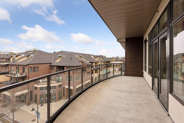 875 Lake St N Unit 402, Wayzata, MN 55391 - balcony with a residential view